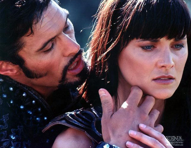 http://fc05.deviantart.net/fs47/f/2009/185/4/d/Ares_And_Xena_by_queenofcats98.jpg
