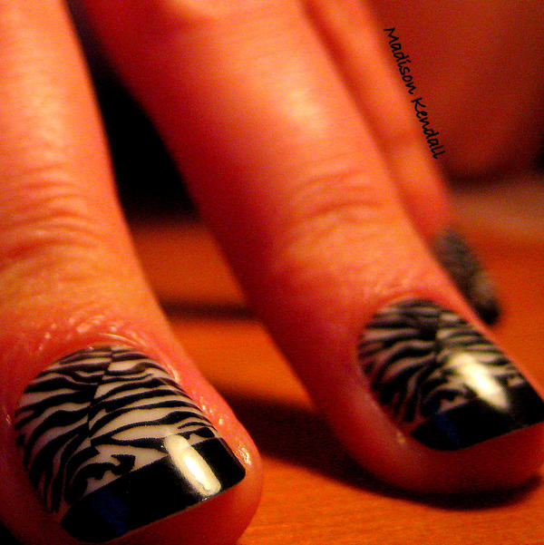 Zebra Nails 1 by MadisonKendall on DeviantArt