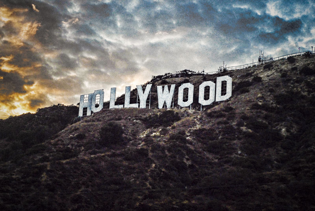 Link to deviantart image of Hollywood sign.