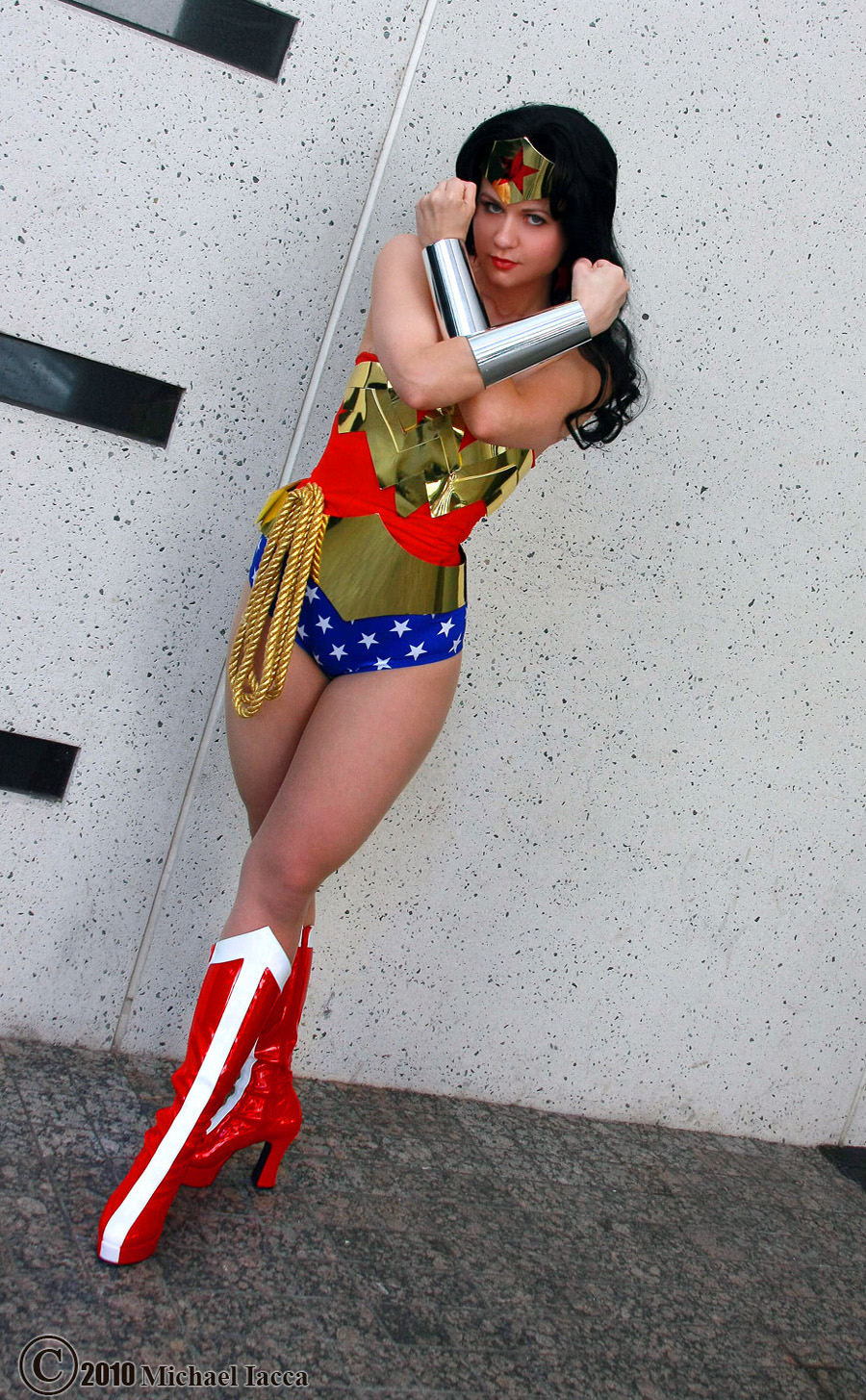 Wonder Woman Cosplay - Picture Colection