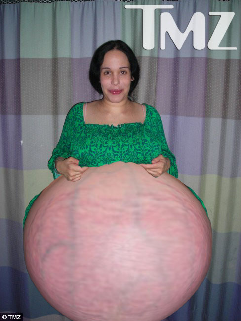 Nadya Suleman Pregnant Picture 100