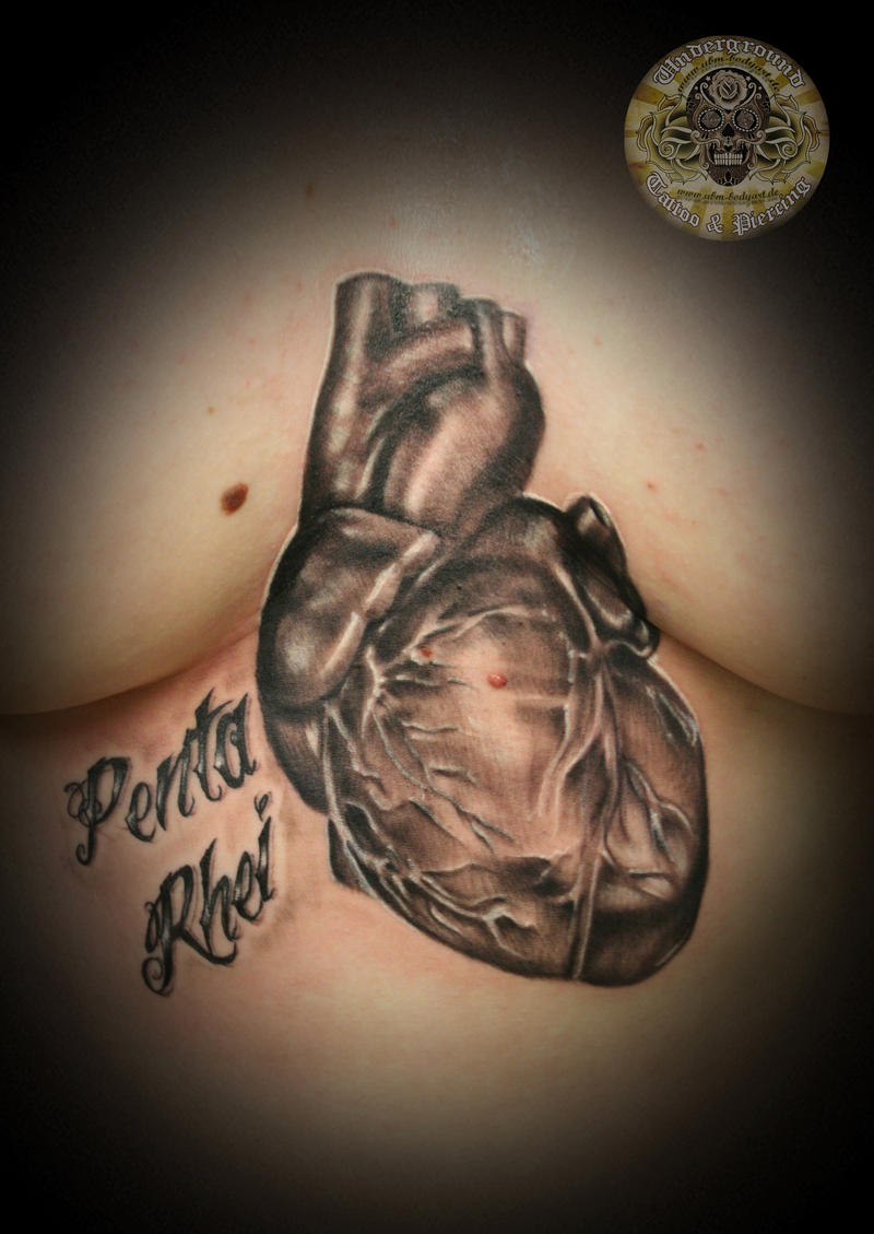 Small+heart+tattoos+on+hip