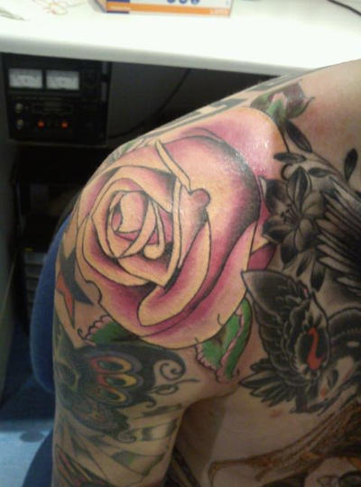Rose shoulder tattoo by Malitiatattoo89 on deviantART