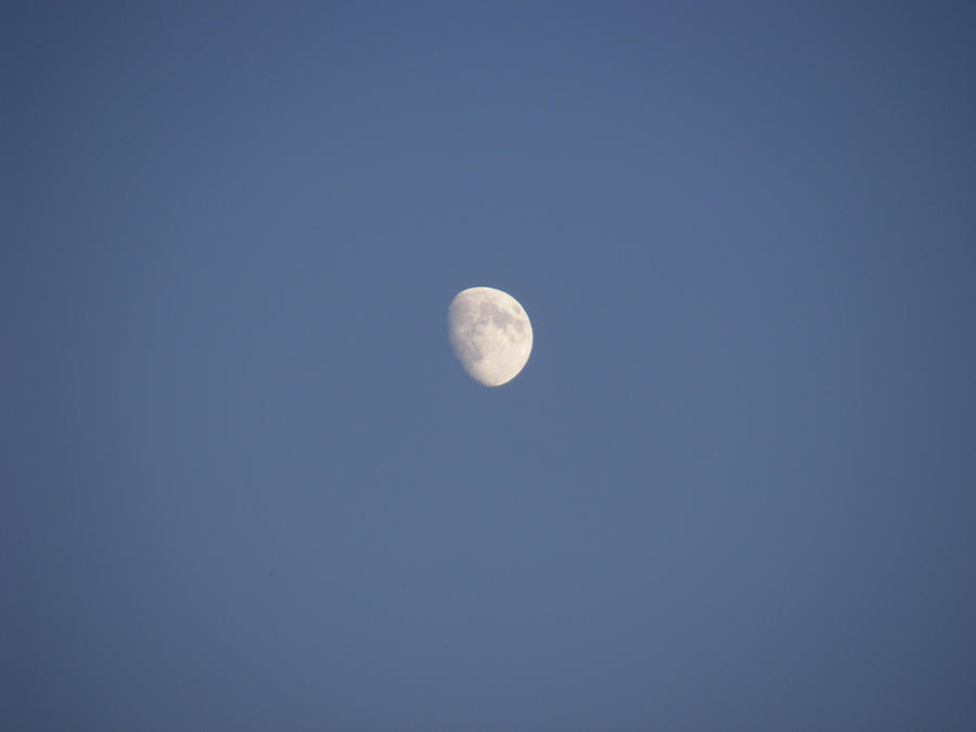 the_moon_by_simonppc-d81kcm3