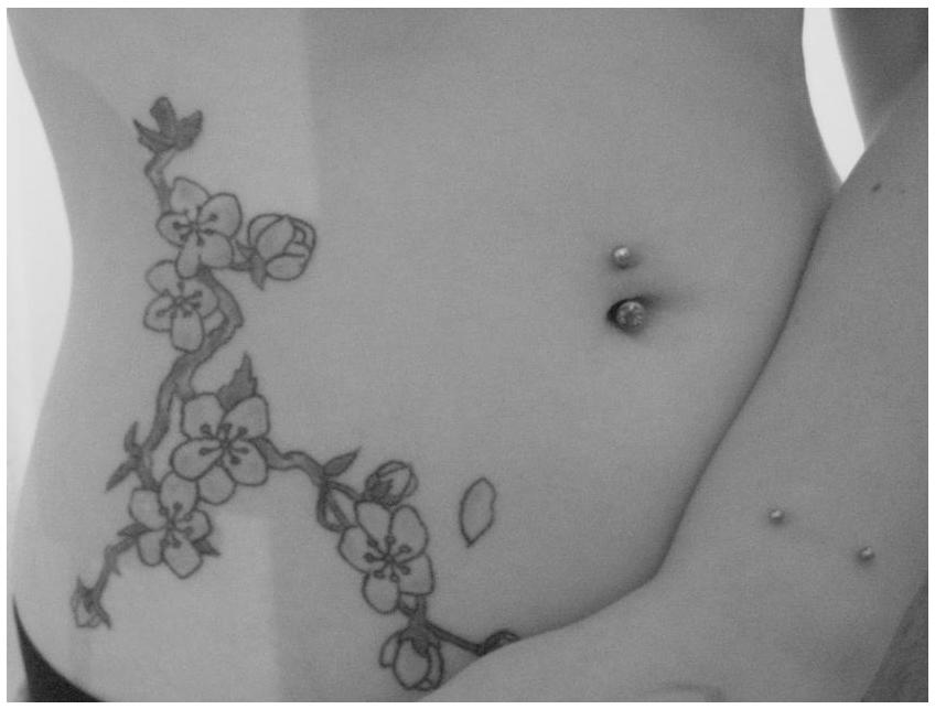 belly button tattoo