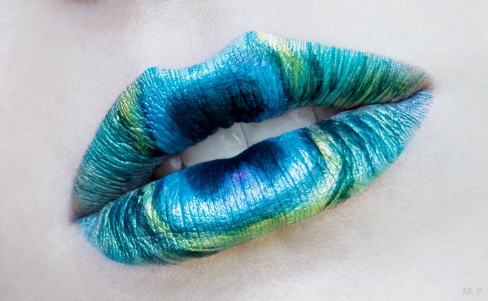 [Image: peacock_lips_by_ryo_says_meow-d532y74.jpg]