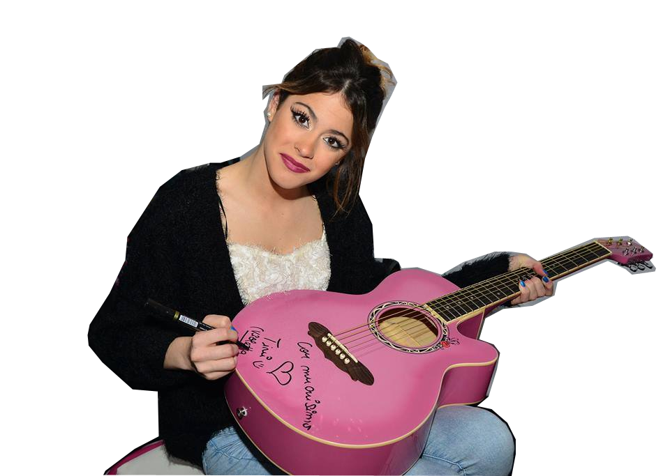 Tini Firmando una Guitarra PNG. by CamiTinistaEditions
