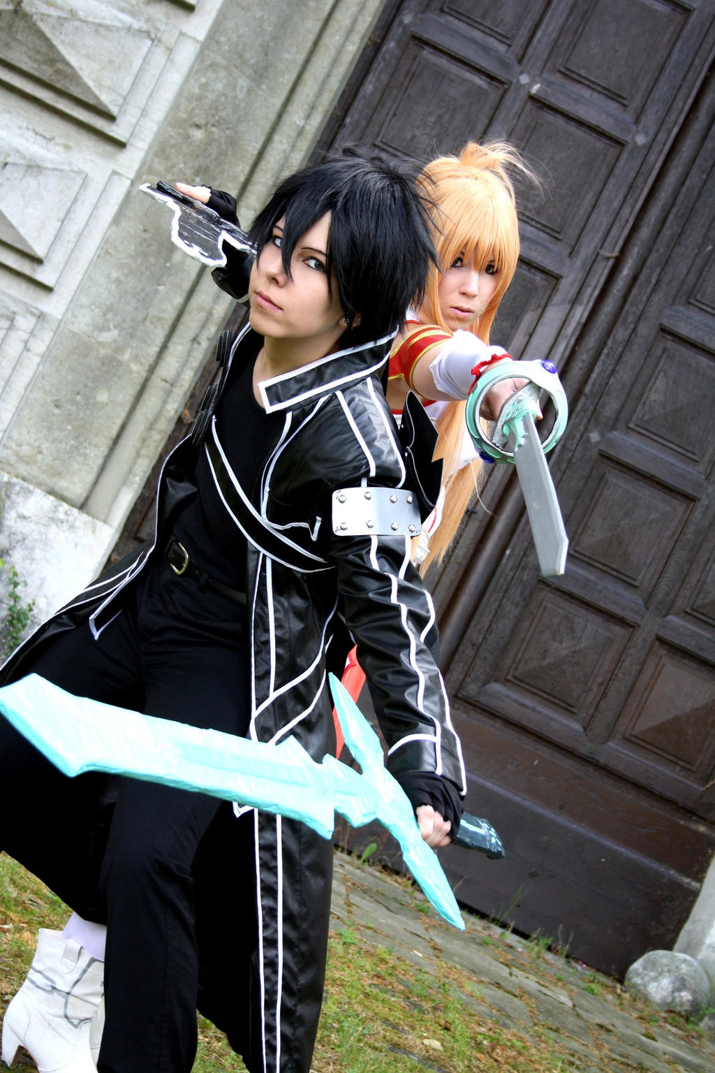 kirito_and_asuna___sword_art_online_cosplay_by_k_i_m_i-d6bphkz